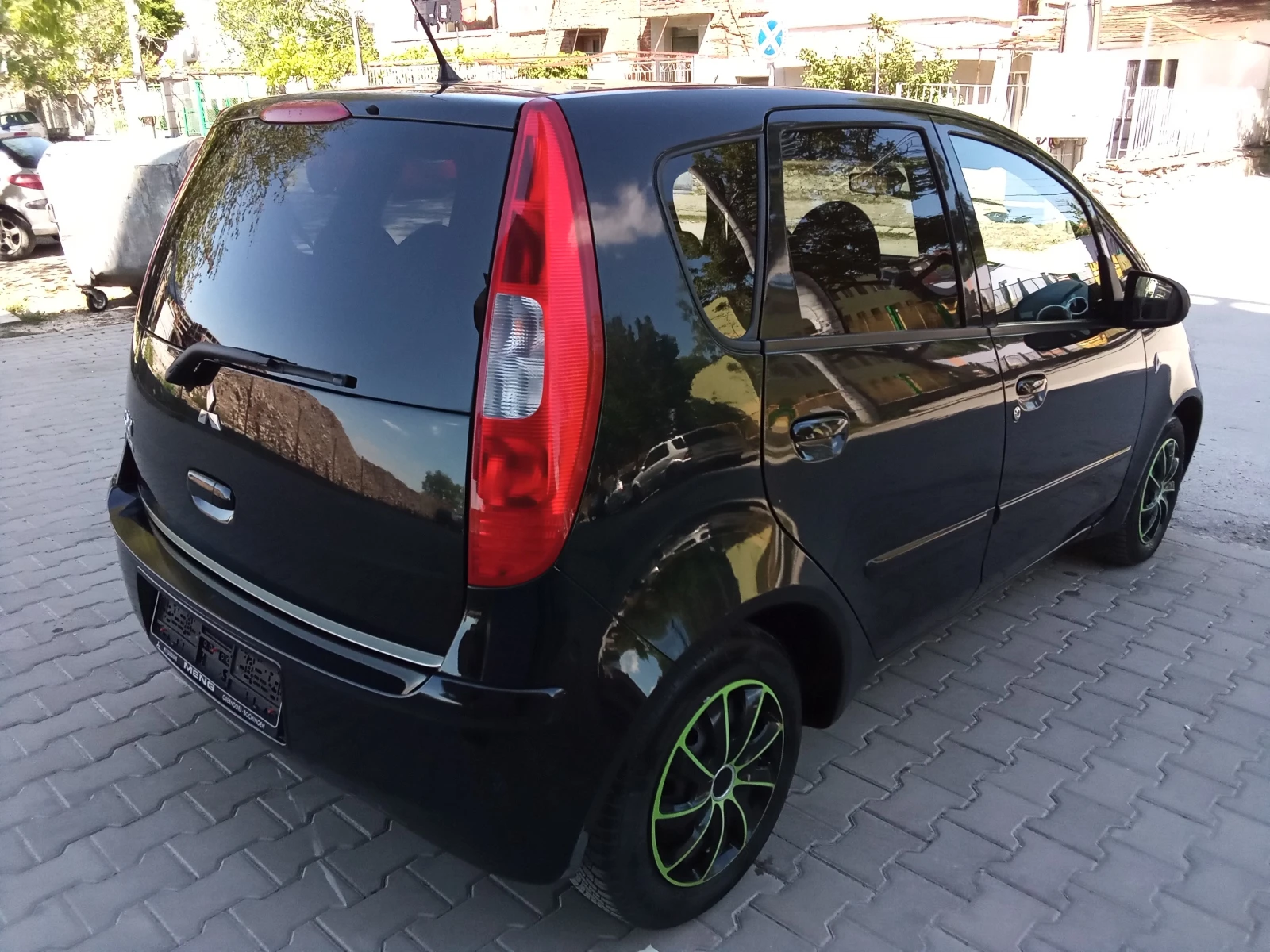 Mitsubishi Colt 1.3i-95kc., снимка 8 - Автомобили и джипове - 54429585