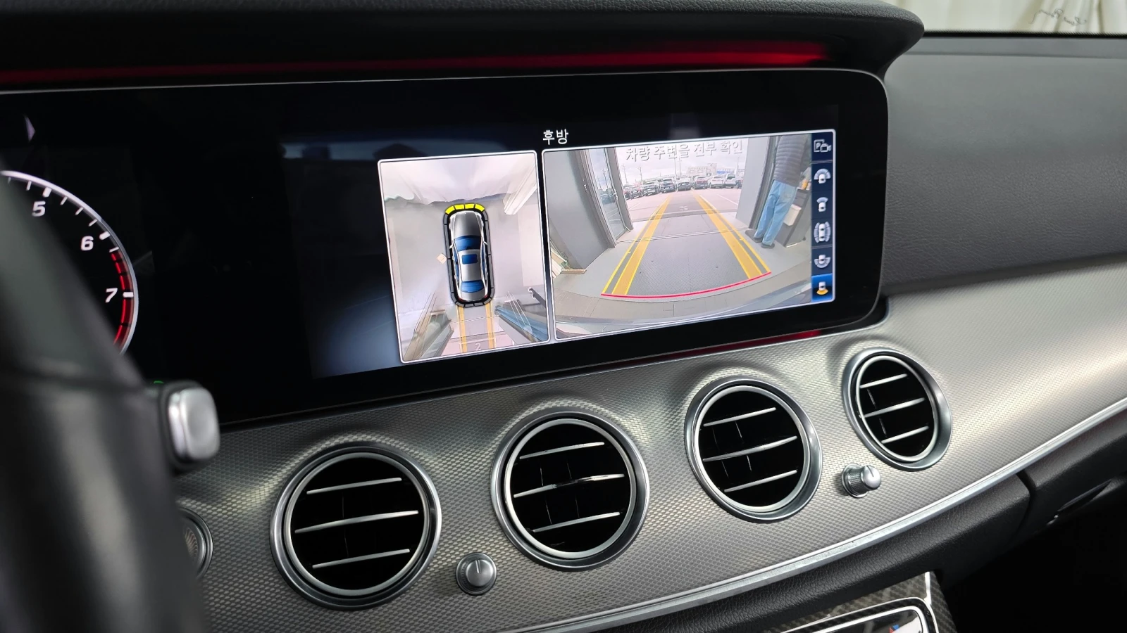 Mercedes-Benz E 300 AMG Line W213 | HUD | 360  Camera | AMG Line, снимка 13 - Автомобили и джипове - 54691158