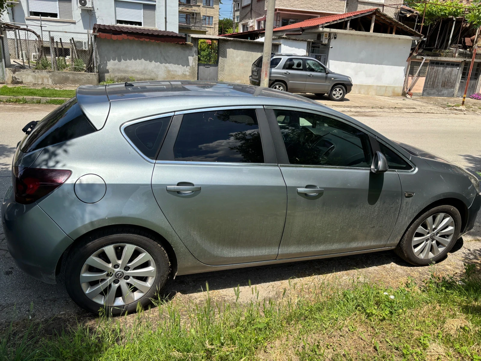 Opel Astra, снимка 3 - Автомобили и джипове - 54887396