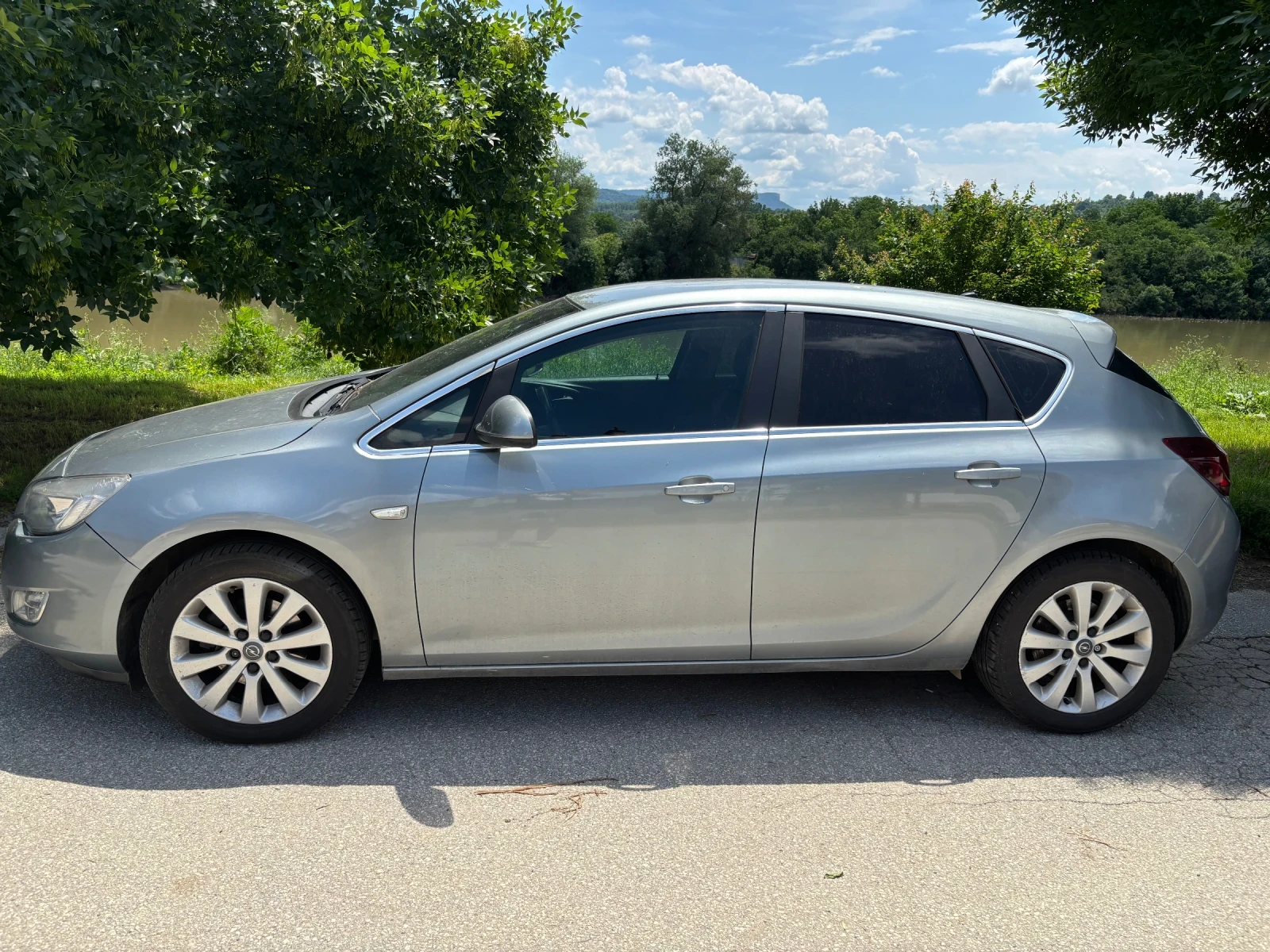 Opel Astra, снимка 2 - Автомобили и джипове - 54887396