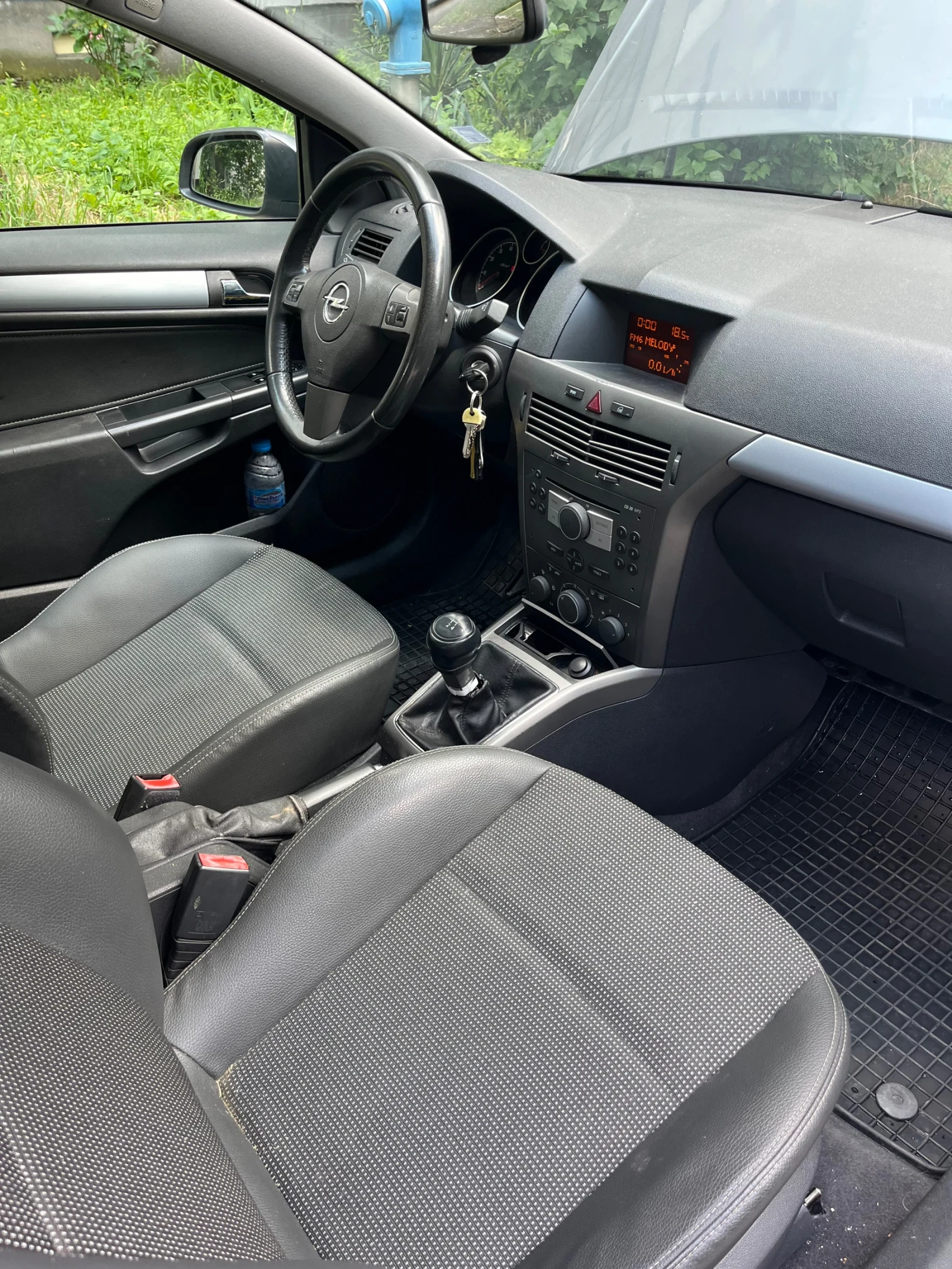 Opel Astra 1.8 140 кс, снимка 6 - Автомобили и джипове - 54957375