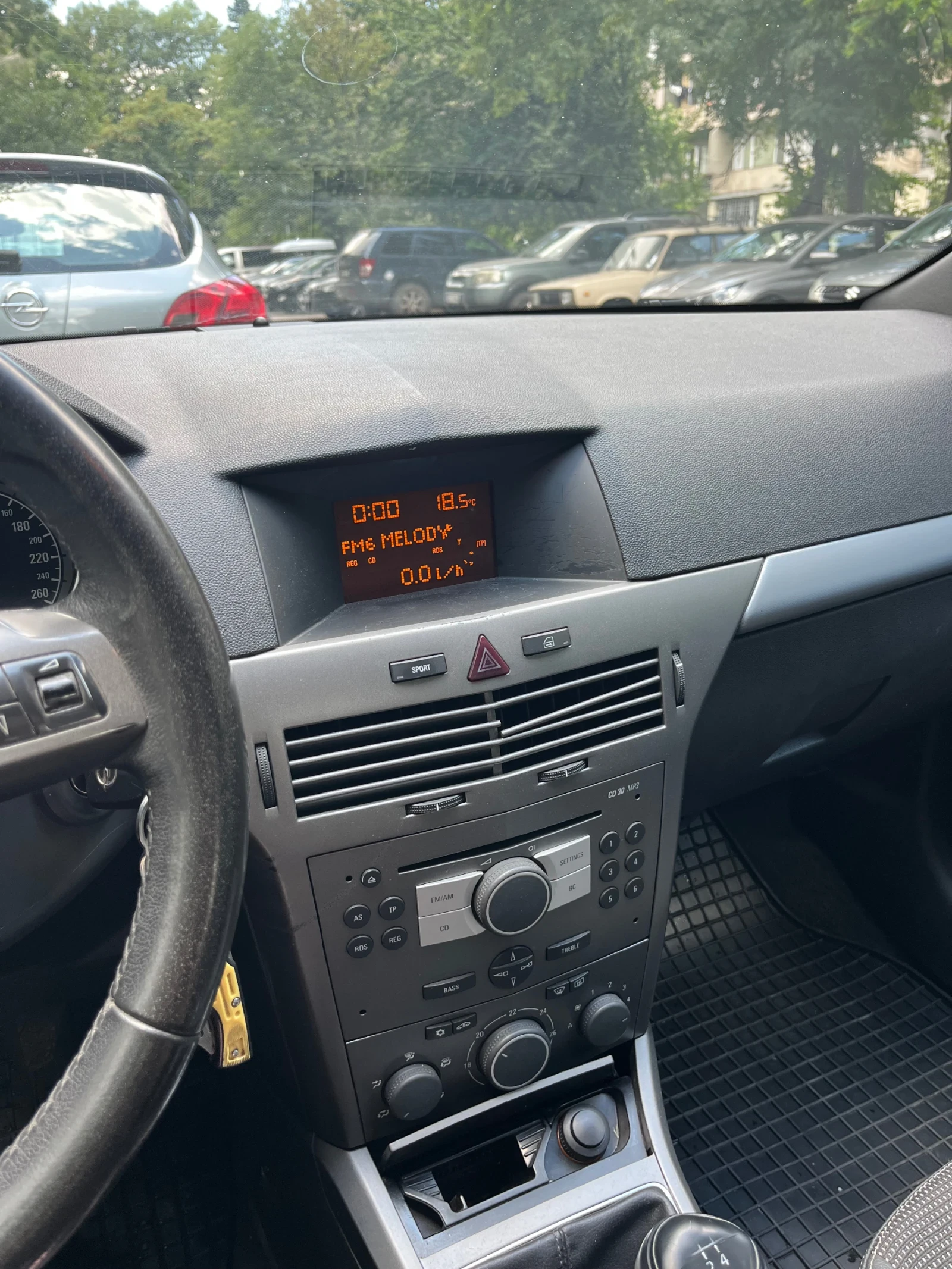 Opel Astra 1.8 140 кс, снимка 10 - Автомобили и джипове - 54957375