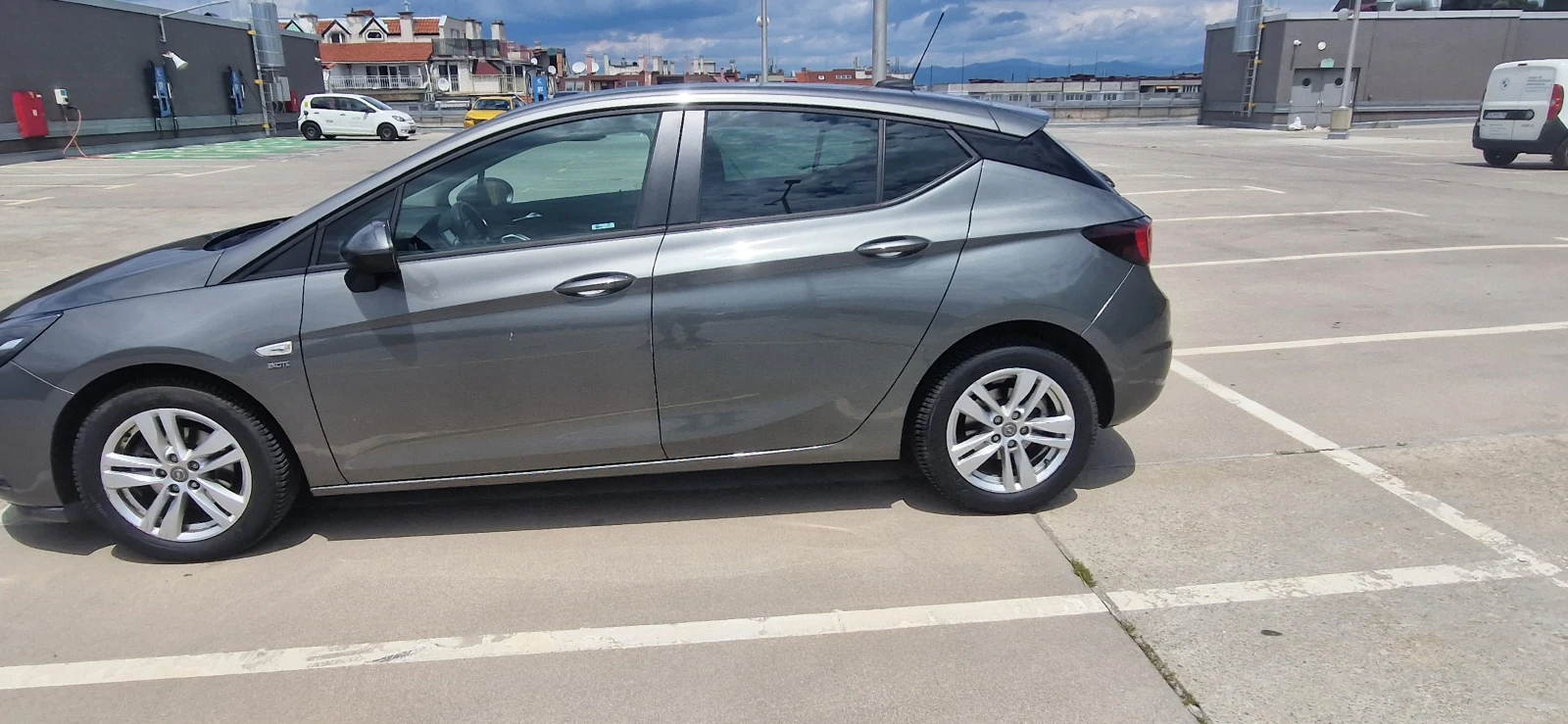 Opel Astra, снимка 4 - Автомобили и джипове - 55262866
