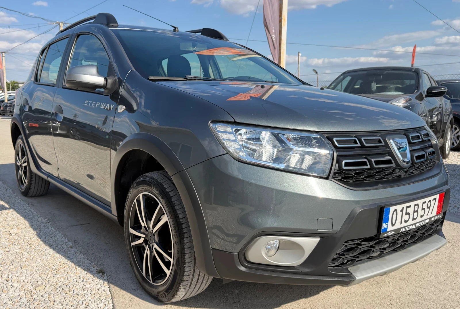 Dacia Sandero STEPWEY, автомат 6 скорости, 1.5dci, евро6, снимка 3 - Автомобили и джипове - 55451970