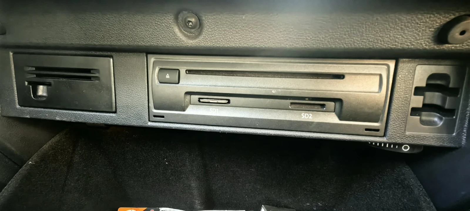 VW Golf 1.6 TDI, снимка 9 - Автомобили и джипове - 55609599