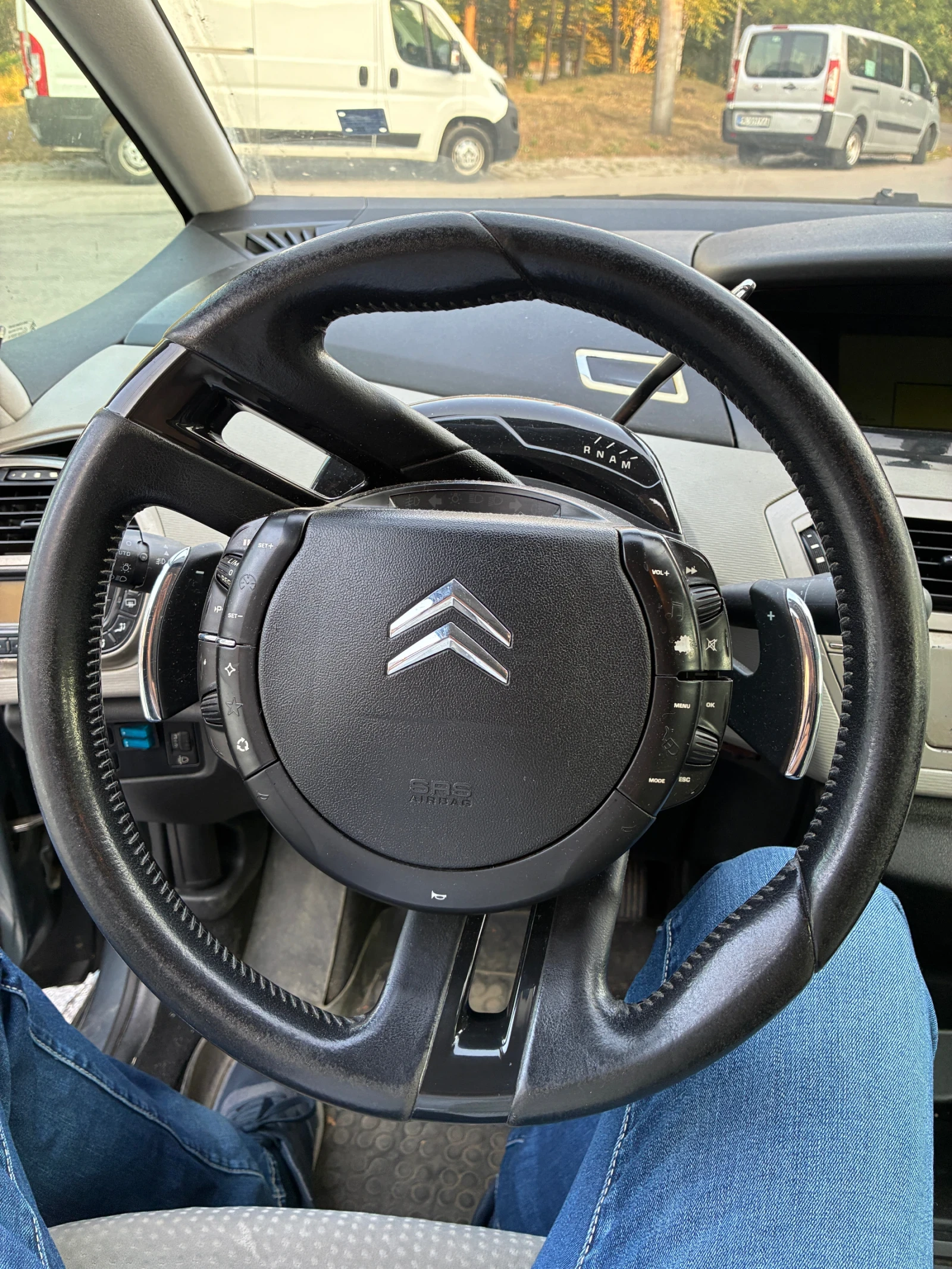 Citroen C4 Picasso, снимка 5 - Автомобили и джипове - 55698054
