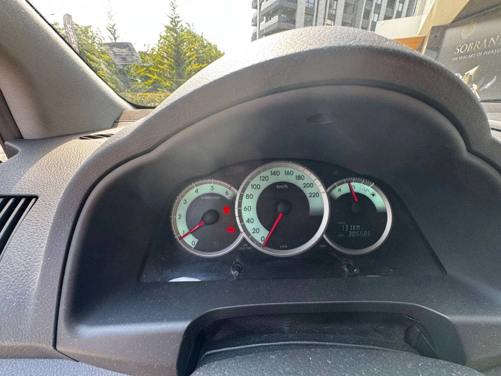 Toyota Corolla verso Ван, снимка 10 - Автомобили и джипове - 55707611