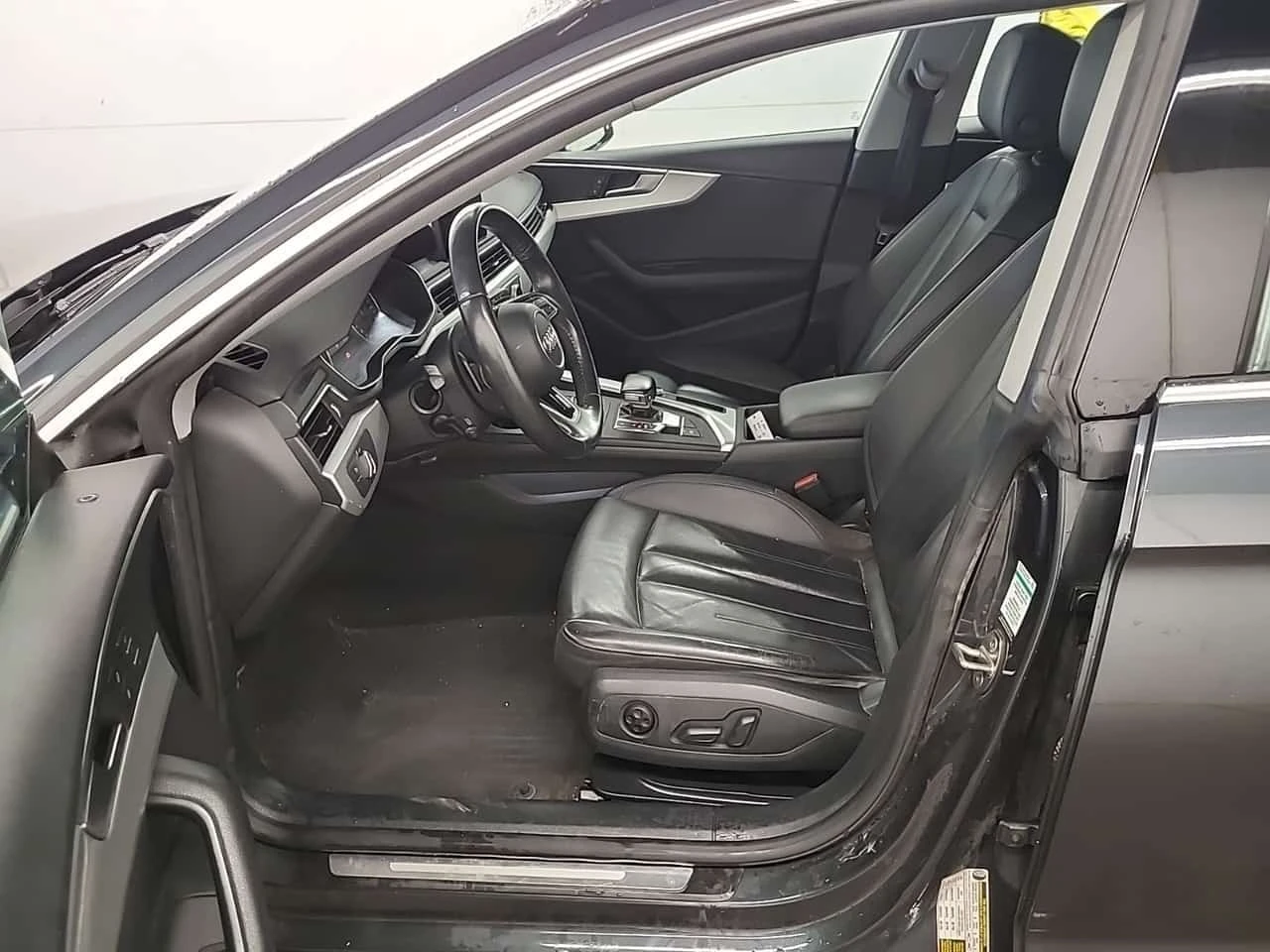 Audi A5 * KOMFORT * CARFAX * 2 КЛЮЧА * ПАНОРАМА, снимка 10 - Автомобили и джипове - 55737123