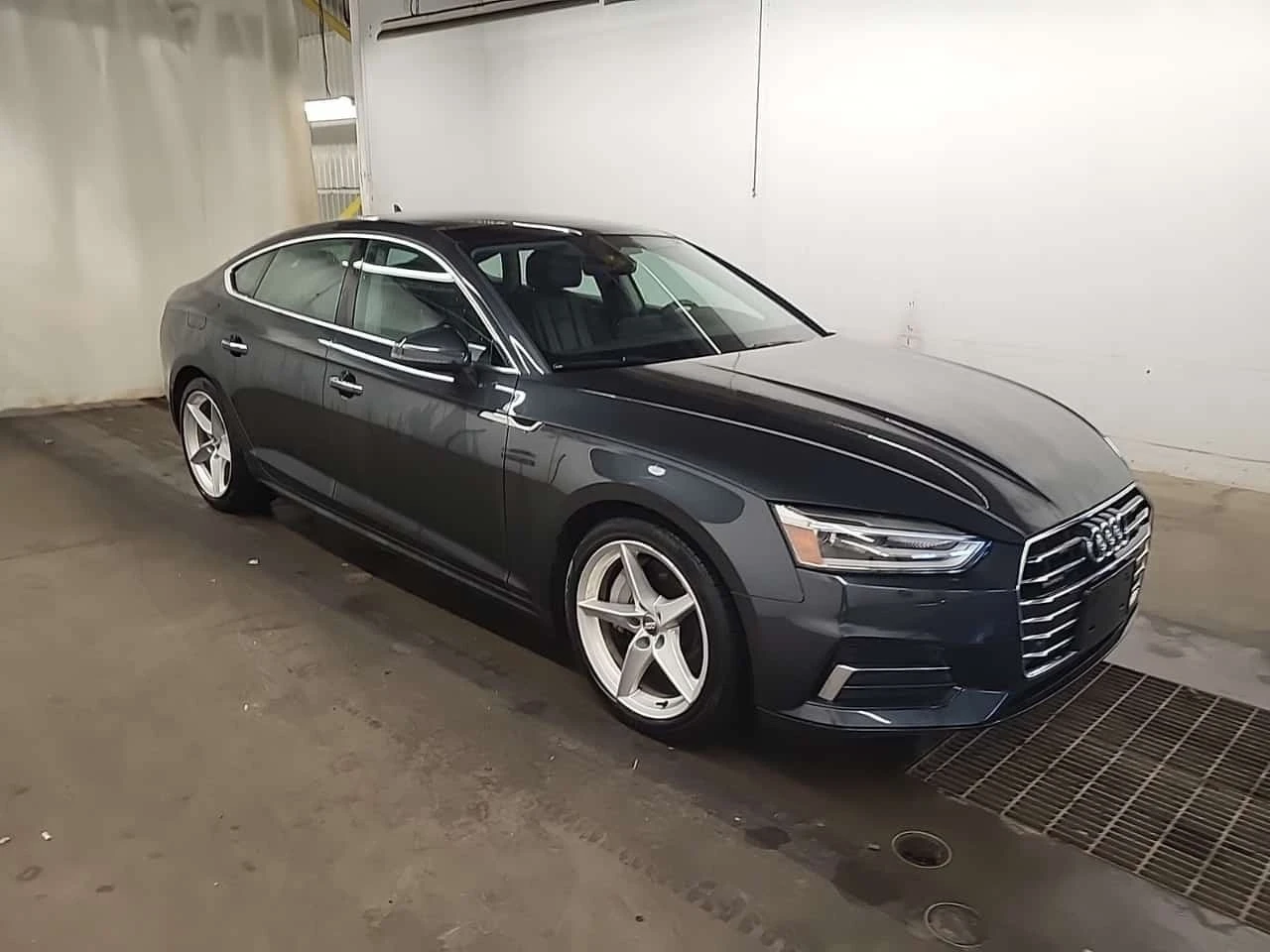 Audi A5 * KOMFORT * CARFAX * 2 КЛЮЧА * ПАНОРАМА, снимка 2 - Автомобили и джипове - 55737123