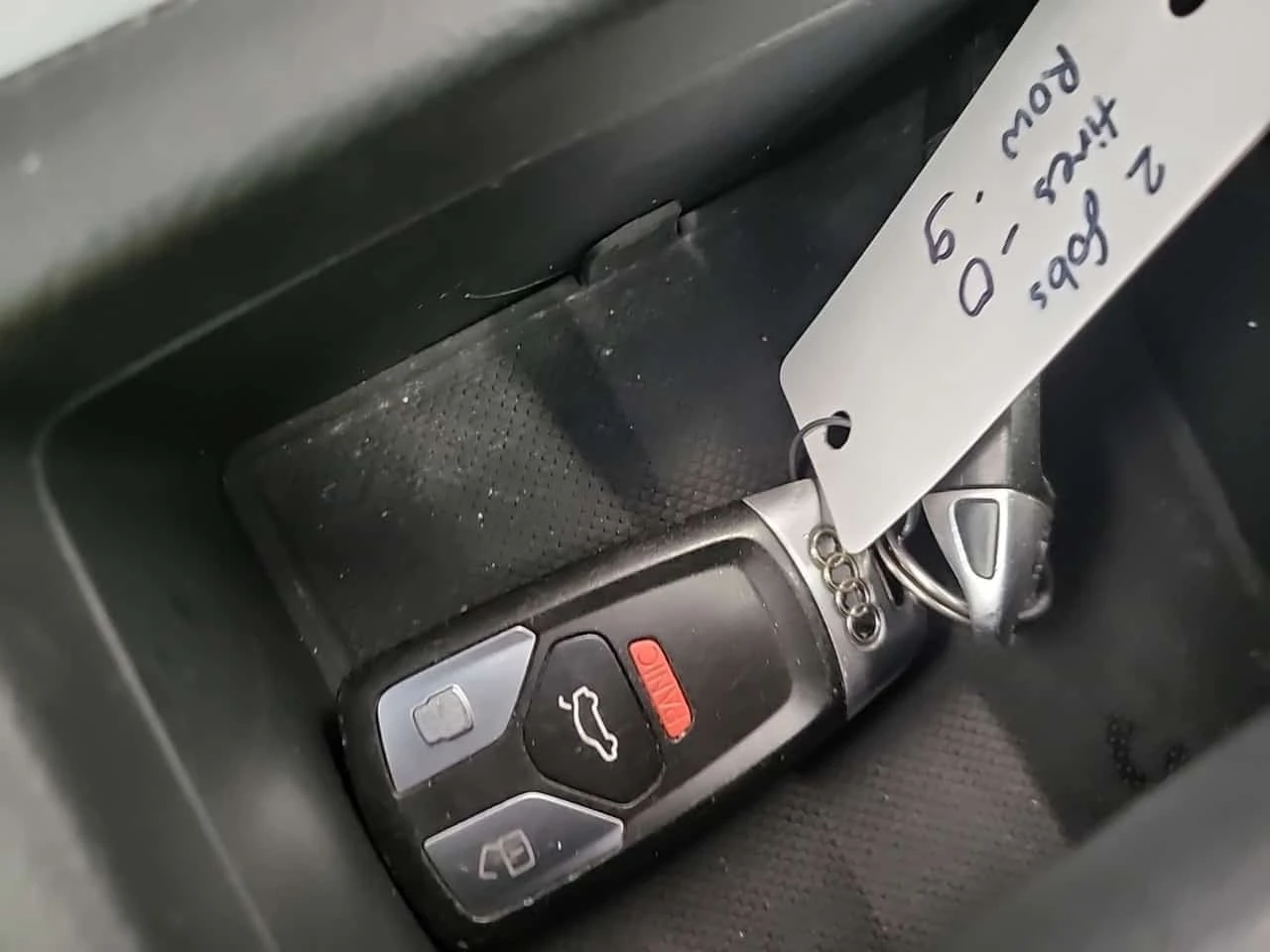 Audi A5 * KOMFORT * CARFAX * 2 КЛЮЧА * ПАНОРАМА, снимка 11 - Автомобили и джипове - 55737123