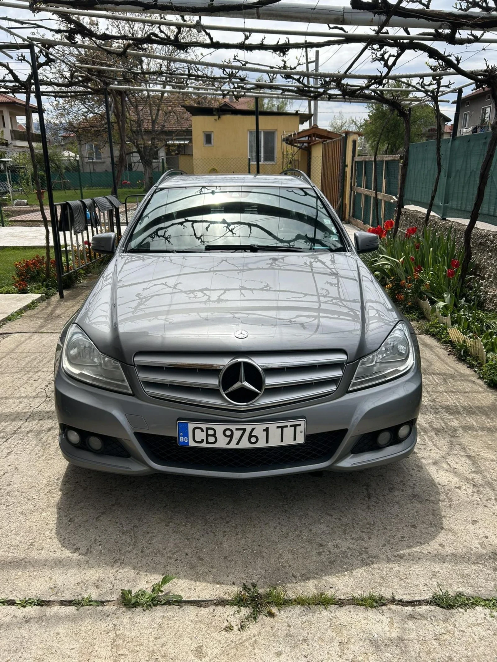 Mercedes-Benz C 220, снимка 9 - Автомобили и джипове - 55748640