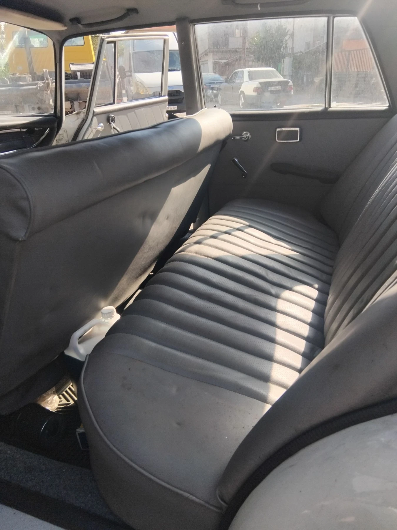 Mercedes-Benz 110 1.9 D | Mobile.bg � ����������� 14