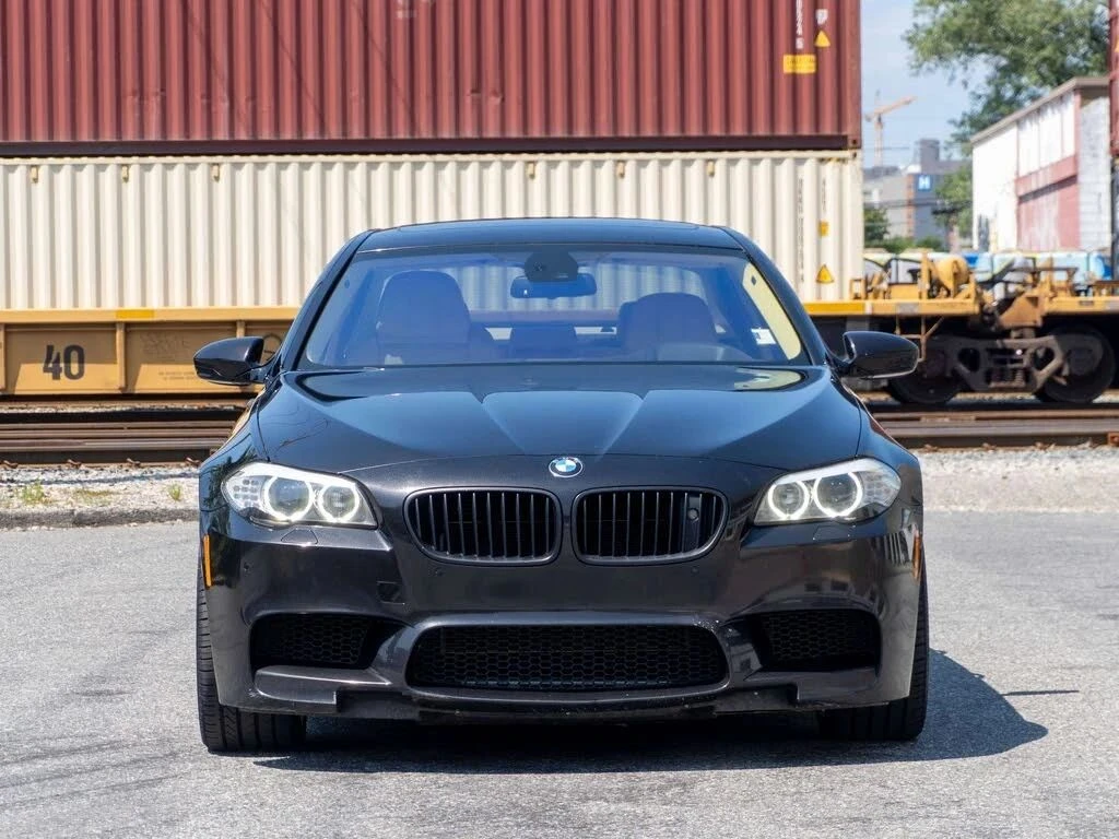 BMW M5, снимка 2 - Автомобили и джипове - 56683302