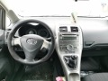 Toyota Auris 1.4 16v VVT-I - изображение 7
