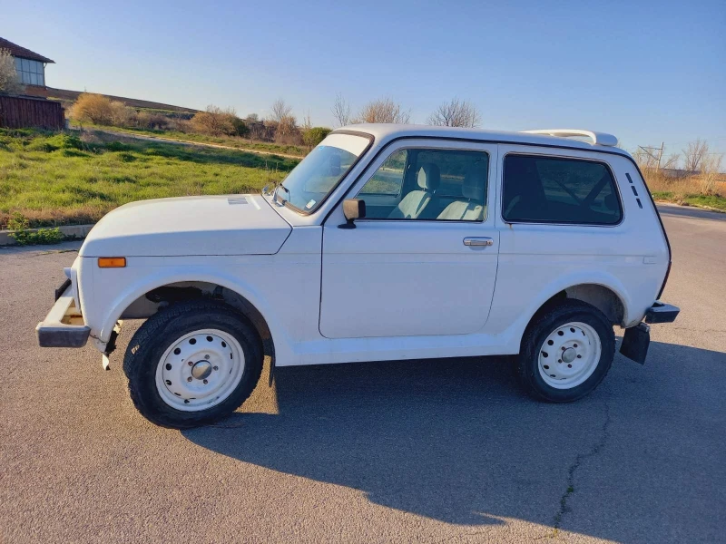 Lada Niva 1.7, снимка 3 - Автомобили и джипове - 48152793