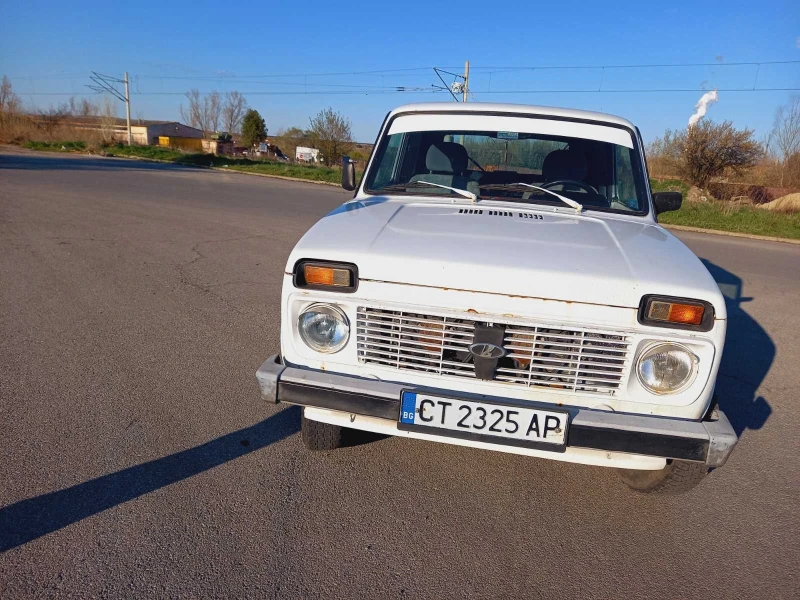 Lada Niva 1.7, снимка 9 - Автомобили и джипове - 48152793