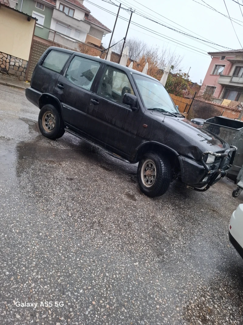 Nissan Terrano, снимка 14 - Автомобили и джипове - 48499711