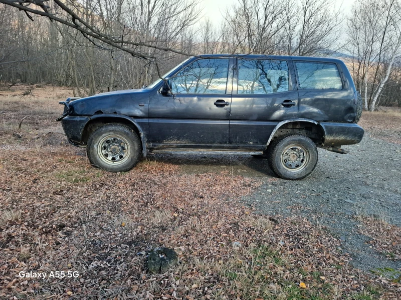 Nissan Terrano, снимка 2 - Автомобили и джипове - 48499711