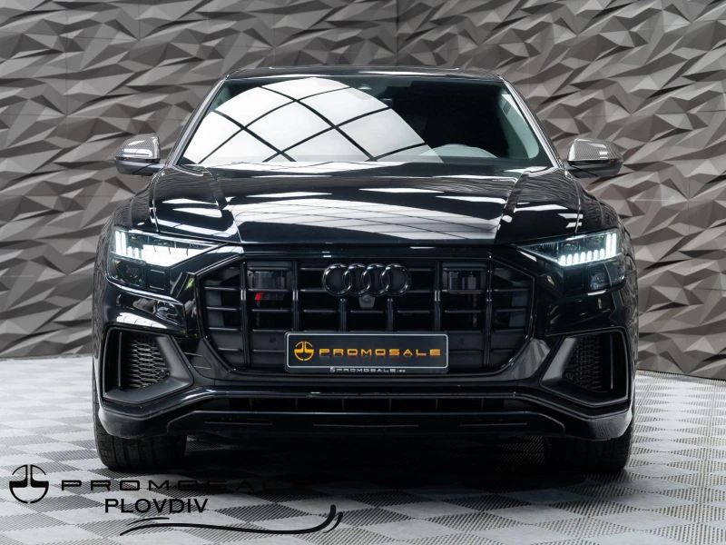 Audi SQ8 * CERAMIC* Quattro* B&O* Обдухване* Carbon* PANO* , снимка 2 - Автомобили и джипове - 52538382