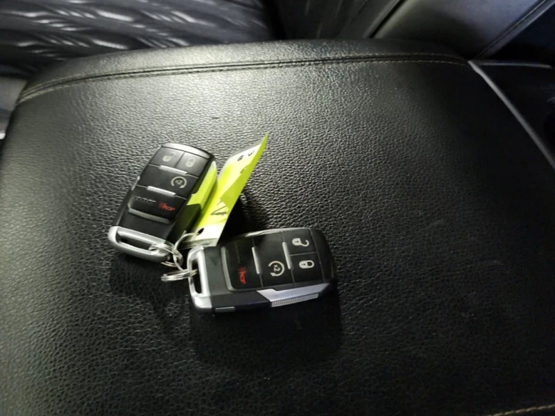 Dodge RAM 2500 BIG HORN * CARFAX * ФИНАНСИРАНЕ, снимка 8 - Автомобили и джипове - 53077598