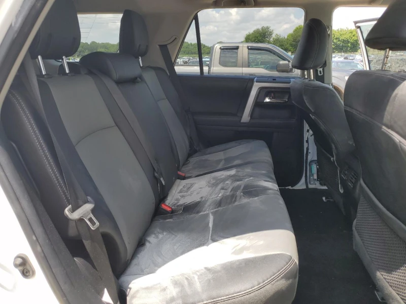 Toyota 4runner 4l Sr5/Sr5 Premium, снимка 10 - Автомобили и джипове - 53150378