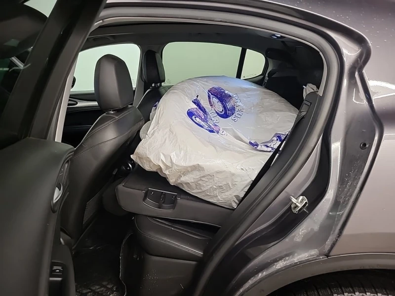Alfa Romeo Stelvio SPORT | AWD | ПОДГРЕВИ | MEMORY | ШИБЕДАХ , снимка 12 - Автомобили и джипове - 53374633