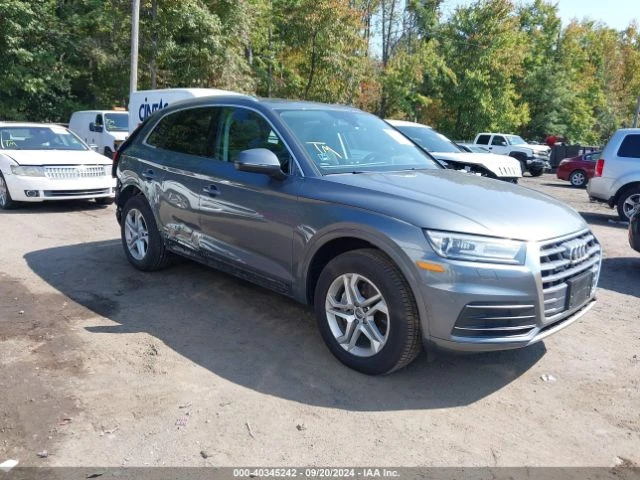 Audi Q5 45 PREMIUM, снимка 1 - Автомобили и джипове - 47543793