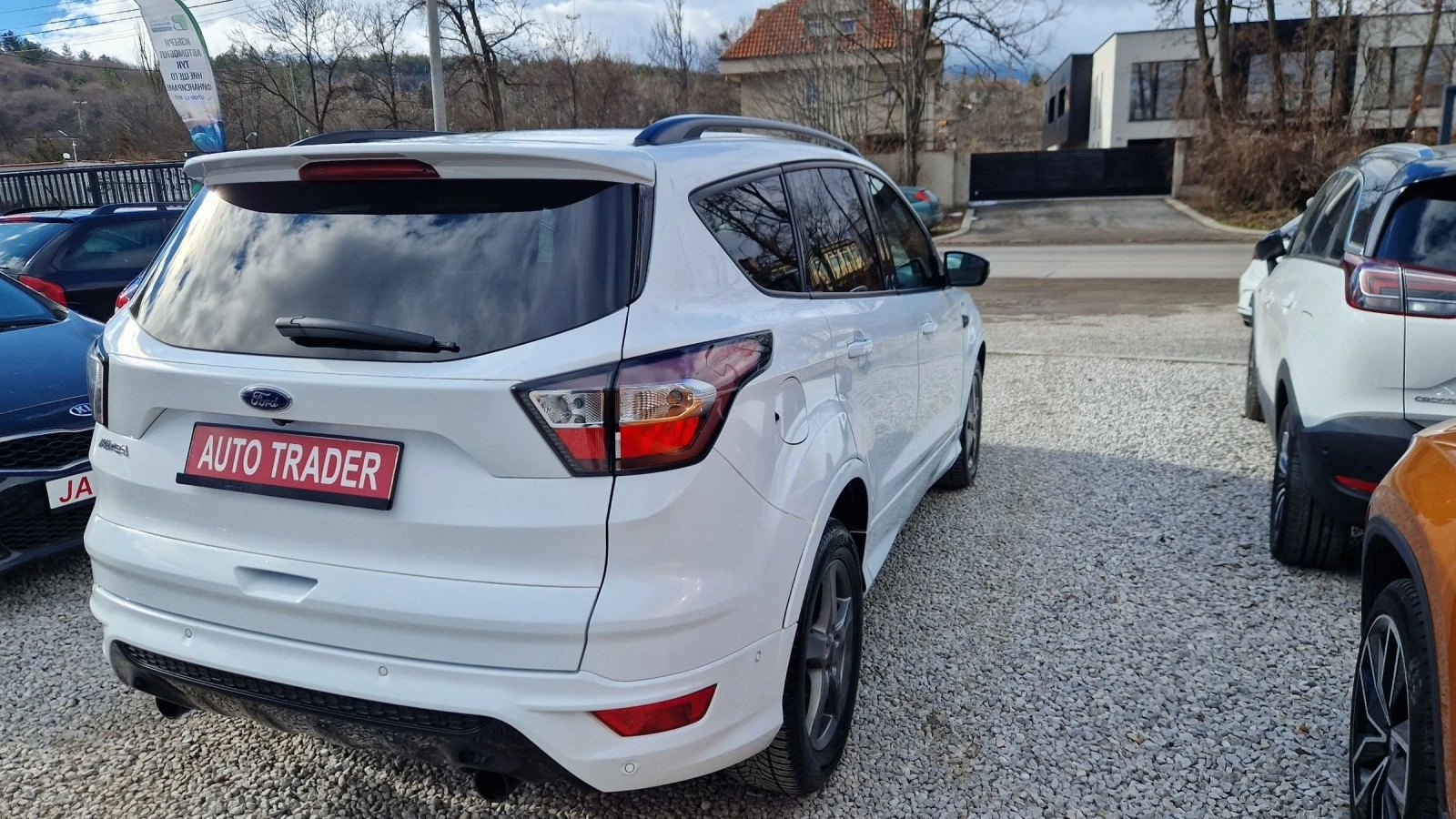 Ford Kuga 2.0-184кс. ST-LINE - изображение 5