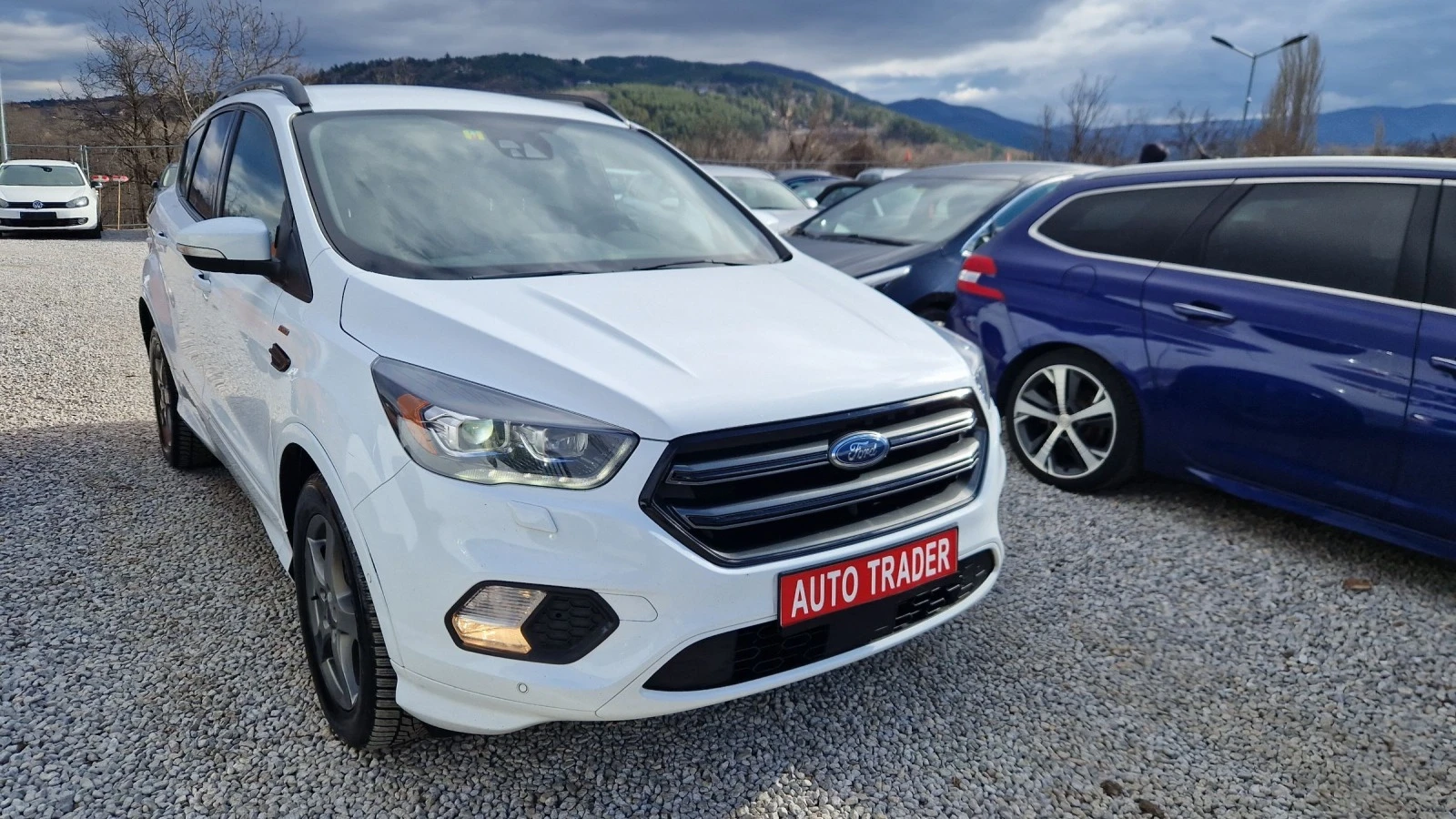 Ford Kuga 2.0-184кс. ST-LINE - изображение 3