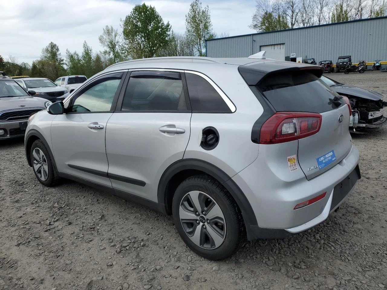 Kia Niro EX FWD - изображение 2