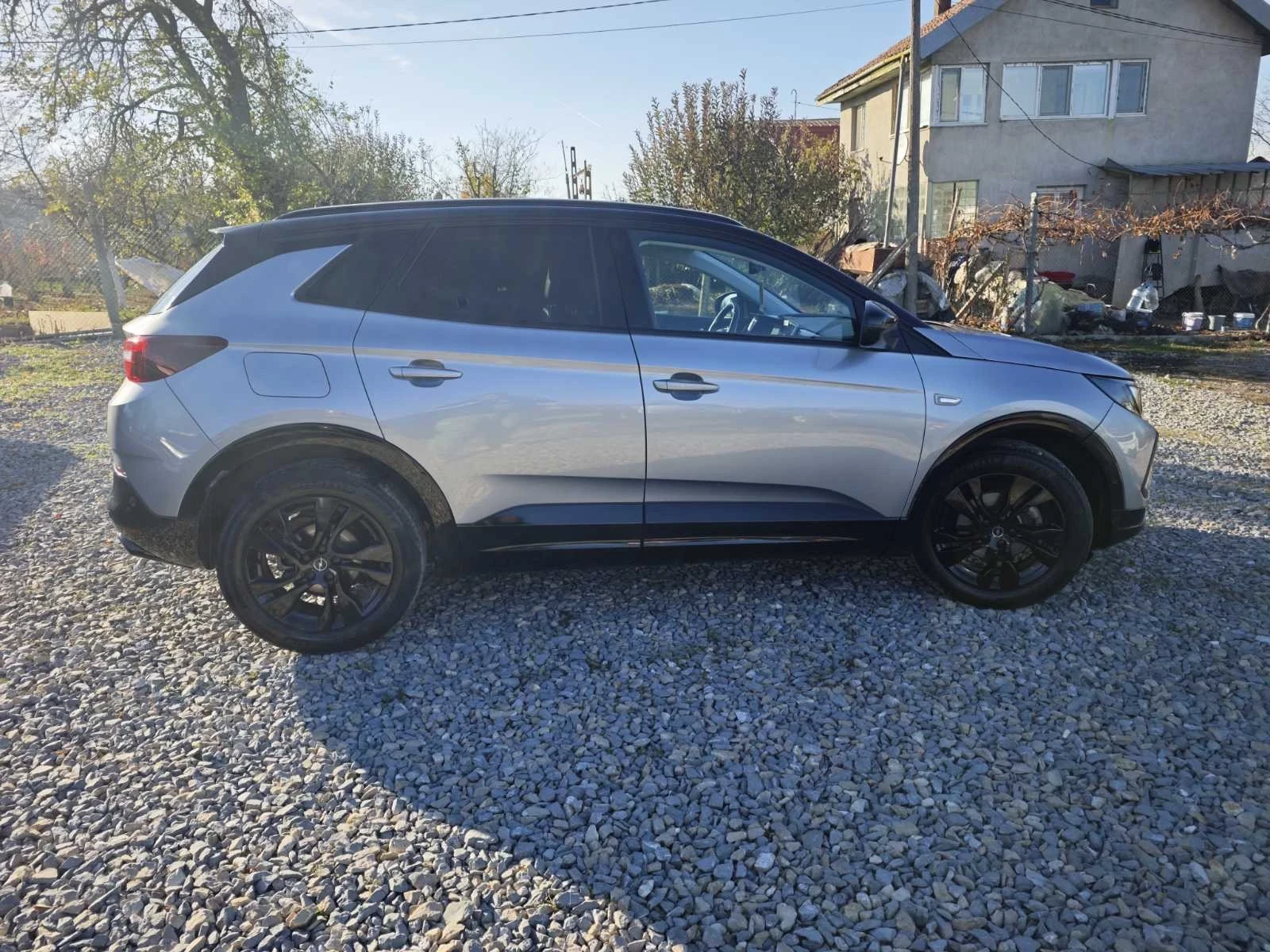 Opel Grandland X 1.2 TURBO/130KC - изображение 4