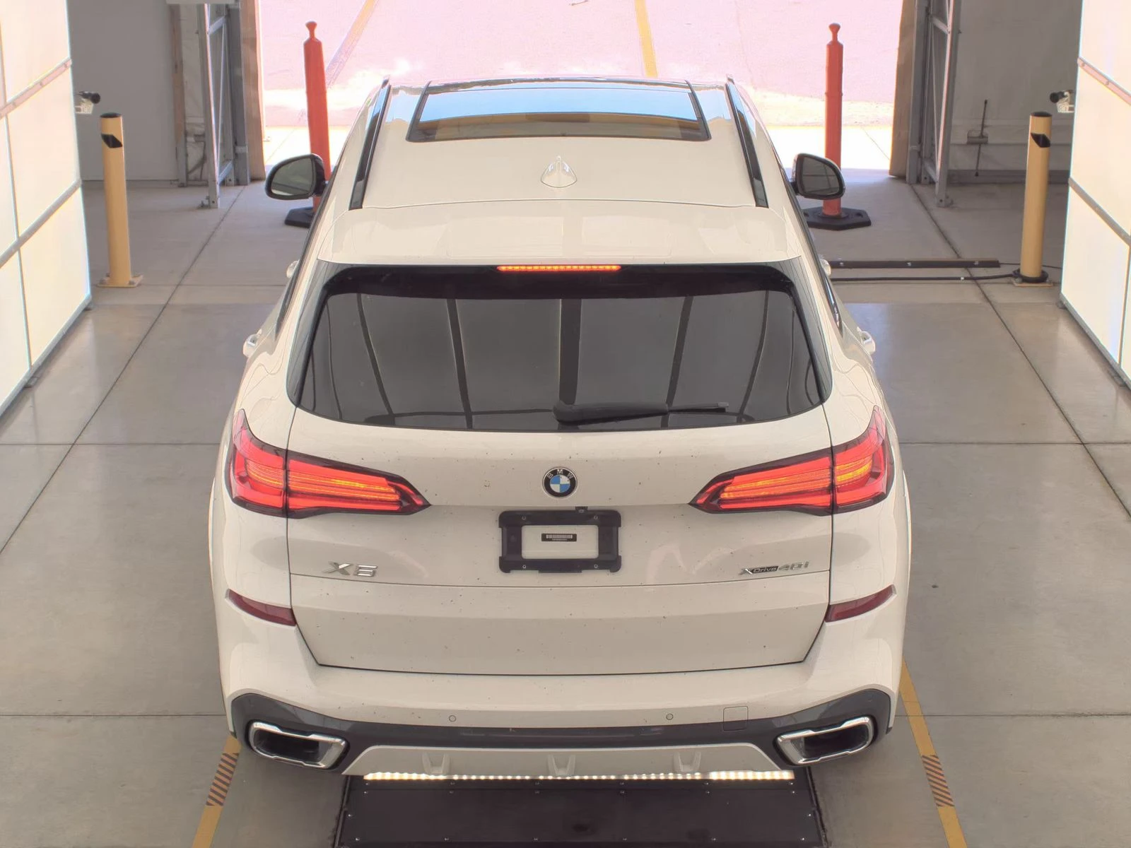 BMW X5 M-PACK* 4-ZONE* 360* HARMAN* KEYLESS* PANO* ЖЕСТОВ - изображение 4