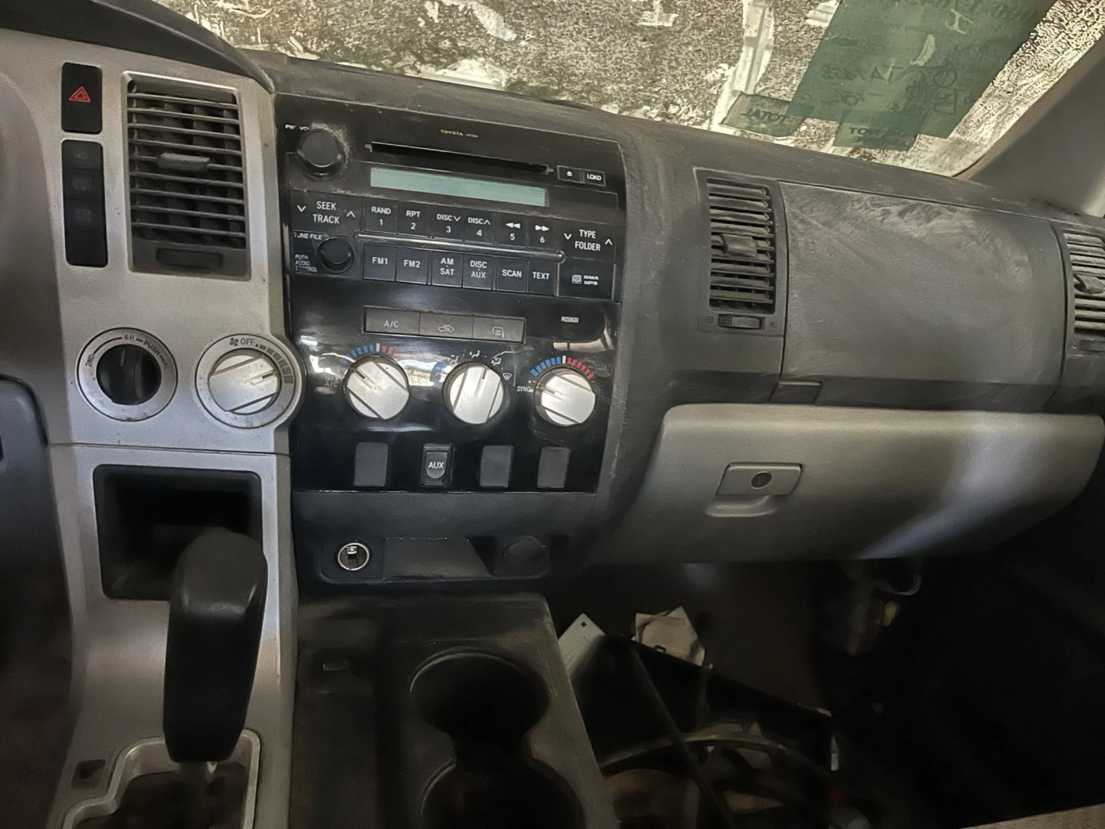 Toyota Tundra  - изображение 5
