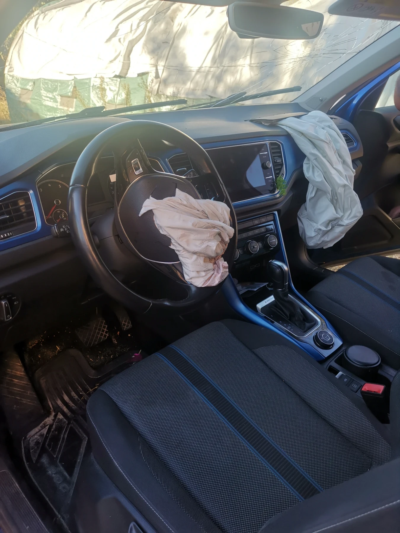 VW T-Roc 4* 4 - изображение 7