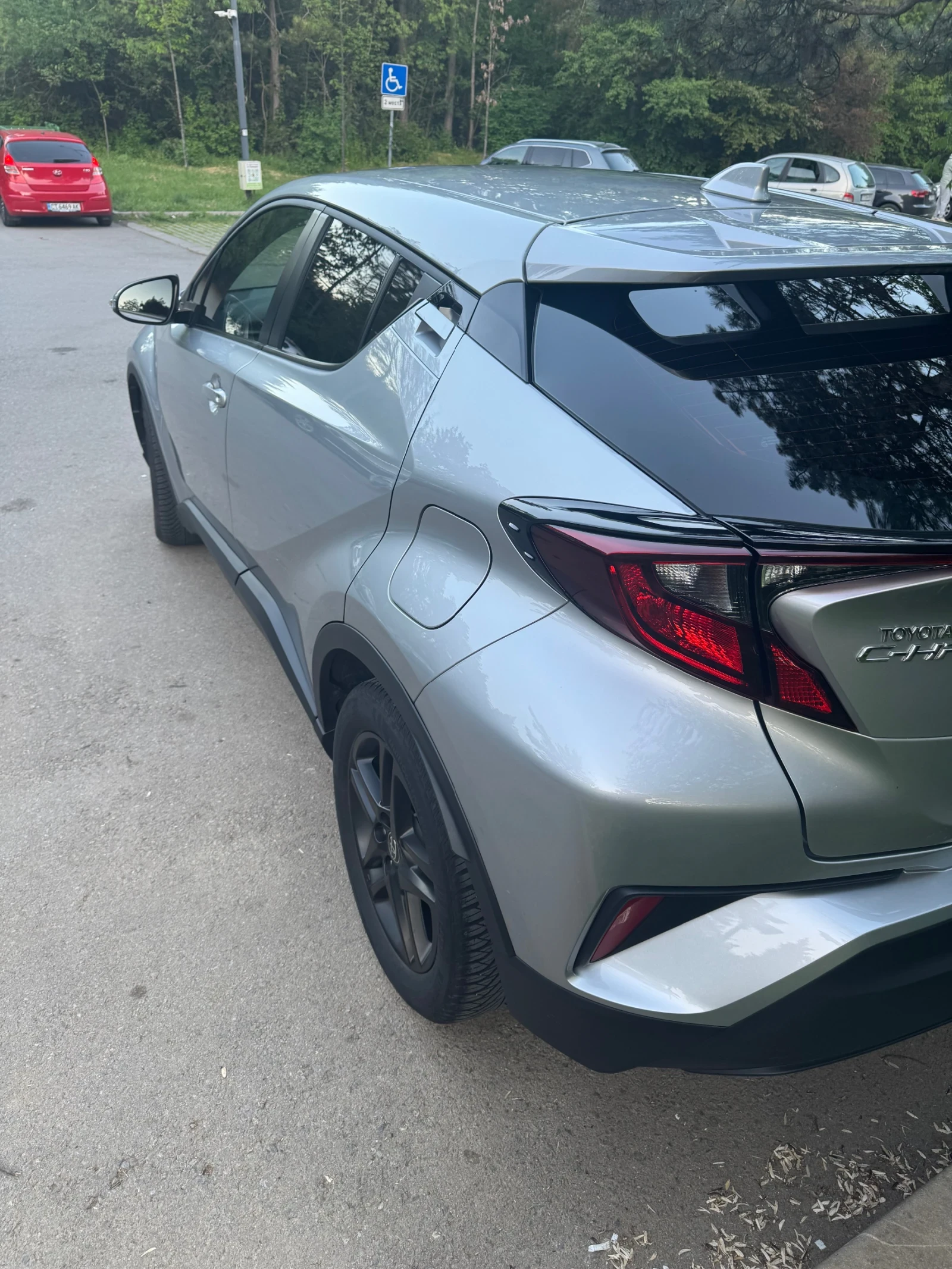 Toyota C-HR  - изображение 2