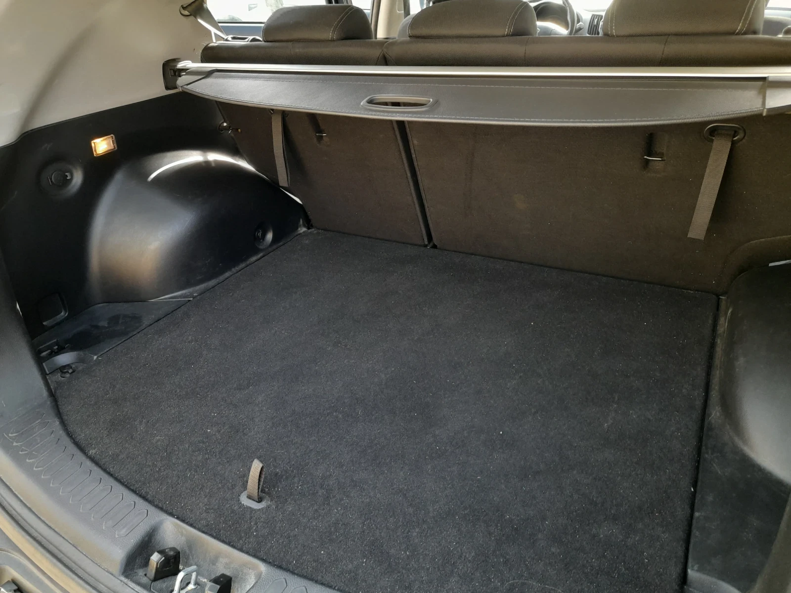 Kia Sportage 1.7 CRDI, Първи собственик. - изображение 10