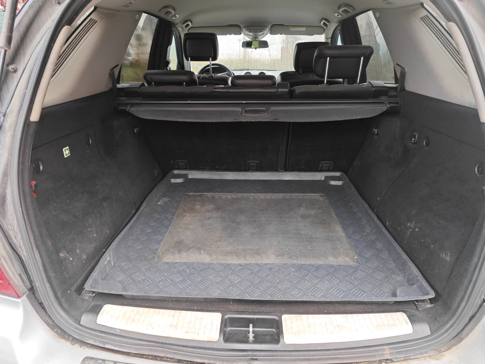 Mercedes-Benz ML 320, снимка 14 - Автомобили и джипове - 54072262