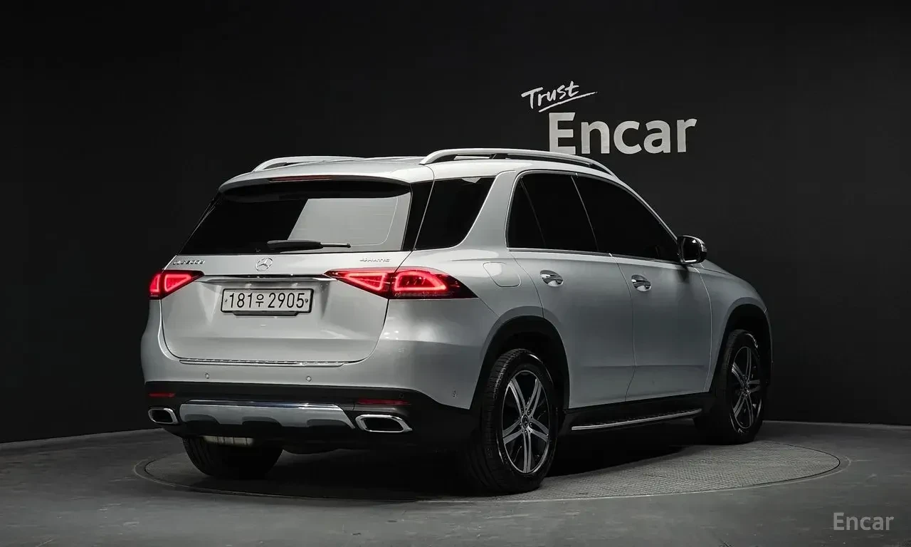 Mercedes-Benz GLE 300 W167 | 4MATIC | MULTIBEAM LED | HUD | КОЖА | , снимка 11 - Автомобили и джипове - 55145080