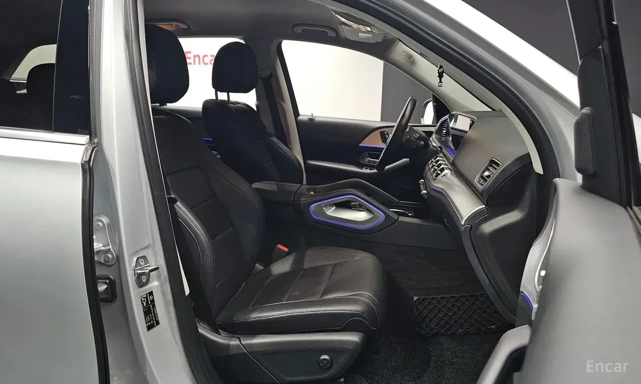Mercedes-Benz GLE 300 W167 | 4MATIC | MULTIBEAM LED | HUD | КОЖА | , снимка 2 - Автомобили и джипове - 55145080