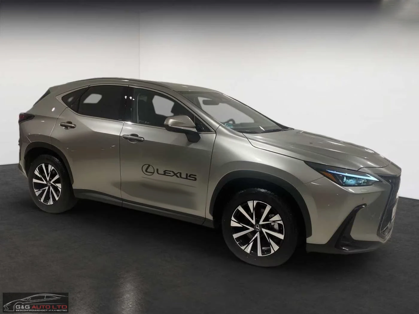 Lexus NX 350h 2.5HEV/243HP/EXECUTIVE/360/ACC/CPLAY/NAVI/565q, снимка 4 - Автомобили и джипове - 55540773