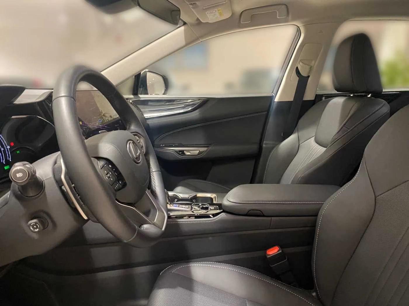 Lexus NX 350h 2.5HEV/243HP/EXECUTIVE/360/ACC/CPLAY/NAVI/565q, снимка 5 - Автомобили и джипове - 55540773