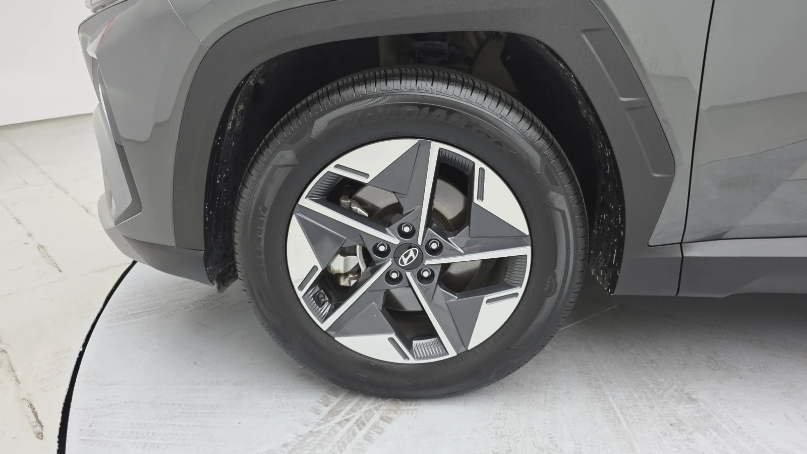 Hyundai Tucson Gasoline 1.6 Turbo 2WD autogeorge.com, снимка 8 - Автомобили и джипове - 55734861