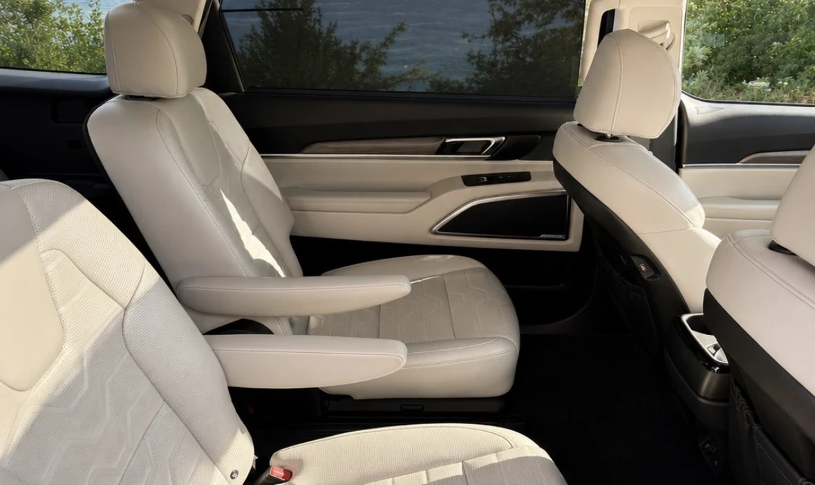 Kia Telluride Black series, Pano, Уникат, снимка 10 - Автомобили и джипове - 55771998