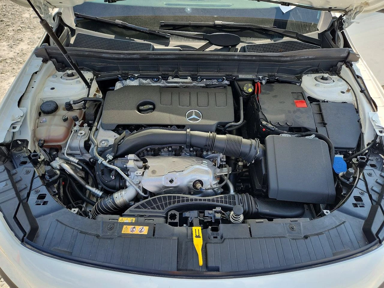 Mercedes-Benz GLB 2.0l 250, снимка 12 - Автомобили и джипове - 55773122