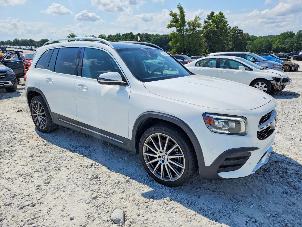 Mercedes-Benz GLB 2.0l 250, снимка 4 - Автомобили и джипове - 55773122