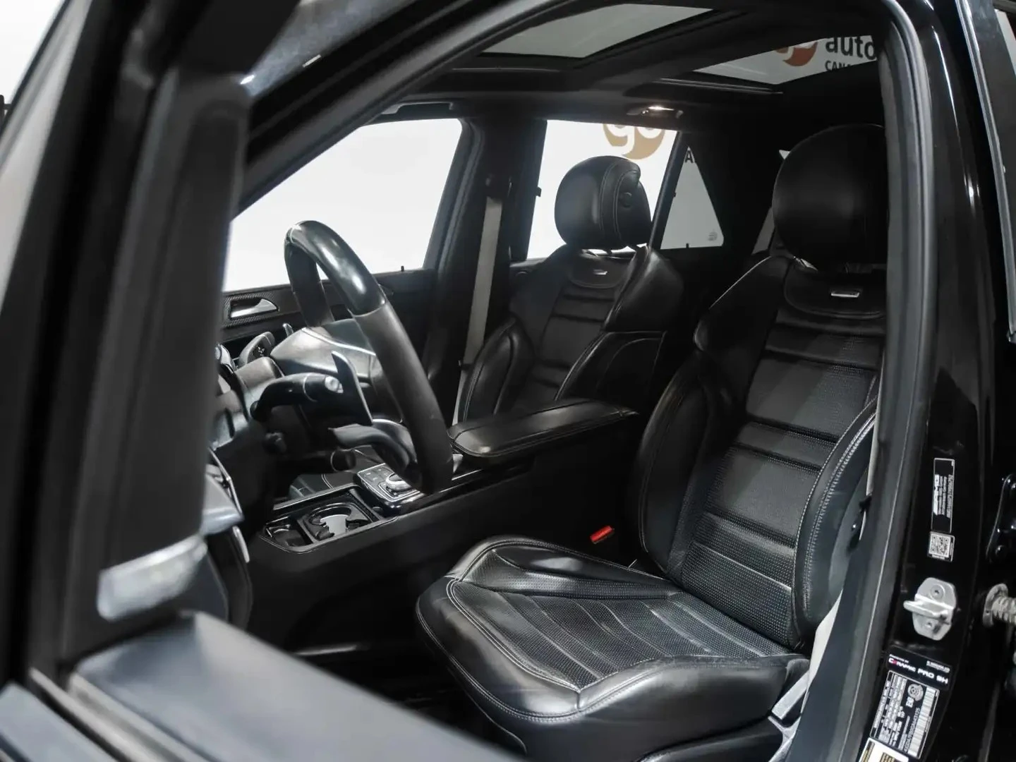 Mercedes-Benz GLE 63 S AMG ЦЕНА ДО БЪЛГАРИЯ АВТОКРЕДИТ, снимка 9 - Автомобили и джипове - 55901693
