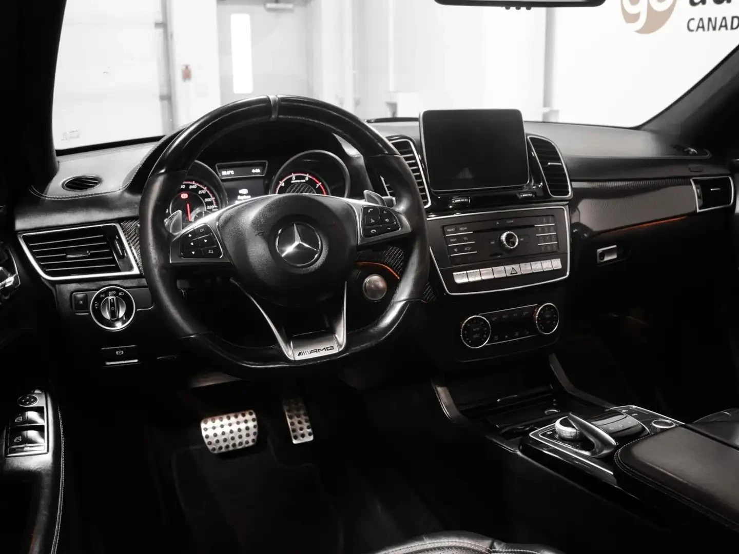 Mercedes-Benz GLE 63 S AMG ЦЕНА ДО БЪЛГАРИЯ АВТОКРЕДИТ, снимка 10 - Автомобили и джипове - 55901693