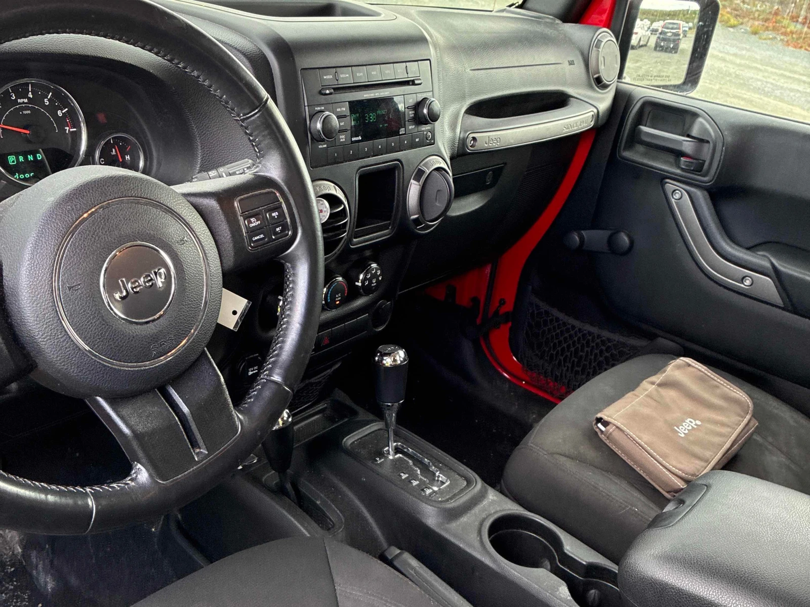 Jeep Wrangler * Sport * CARFAX * БЕЗ ПЪРВОНАЧАЛНА ВНОСКА, снимка 9 - Автомобили и джипове - 56084254