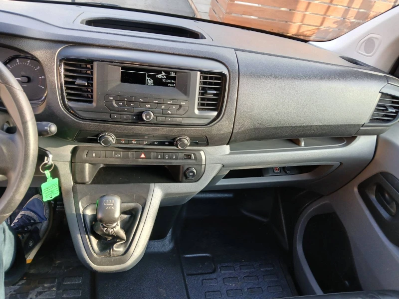 Toyota Proace 118000km, снимка 11 - Бусове и автобуси - 52352017