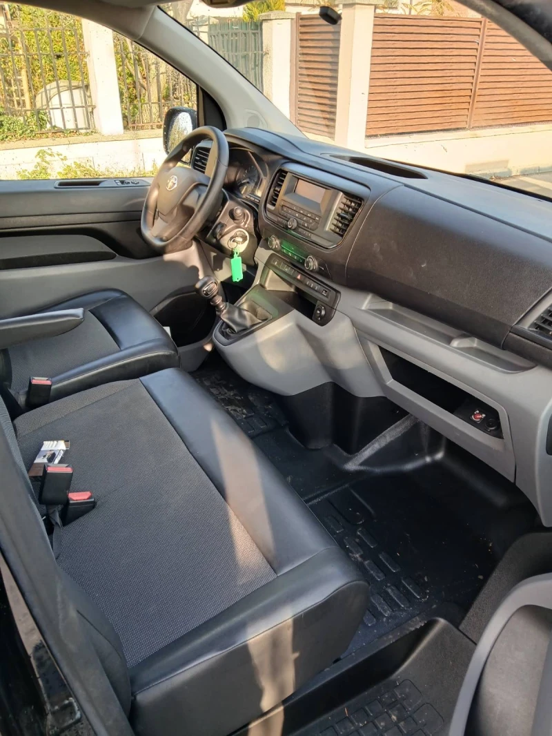 Toyota Proace 118000km, снимка 16 - Бусове и автобуси - 52352017